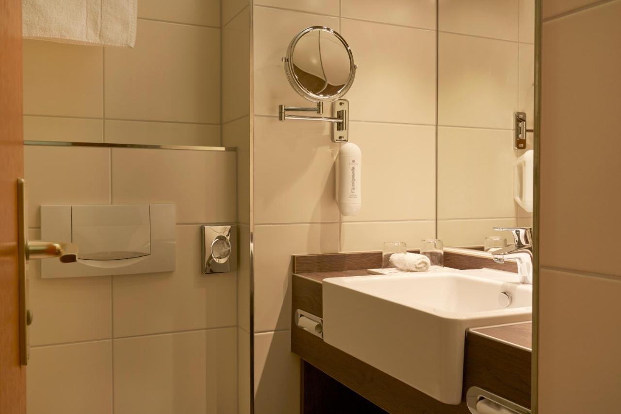 H+ Hotel Nuernberg חדר תמונה